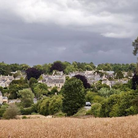 Amarelo Apartment, Central Charlbury, 1 Super King Bed ภายนอก รูปภาพ