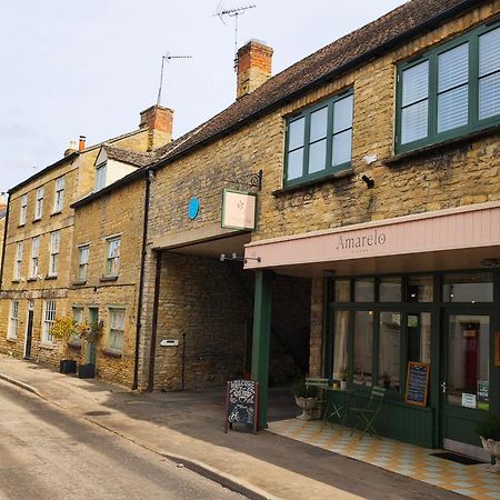 Amarelo Apartment, Central Charlbury, 1 Super King Bed ภายนอก รูปภาพ